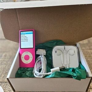 Apple iPod Nano 4th Generation 8gb Pink with New Accessories